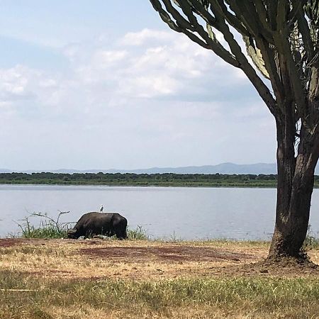 Kasenyi Lake Retreat & Campsite Villa Kasese Exterior photo